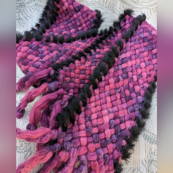 Lorenzo Scarf Pink Wool Blend Rabbit Fur Chunky Yarn Weave Fringe Y2K Accessory - Picture 5 of 6